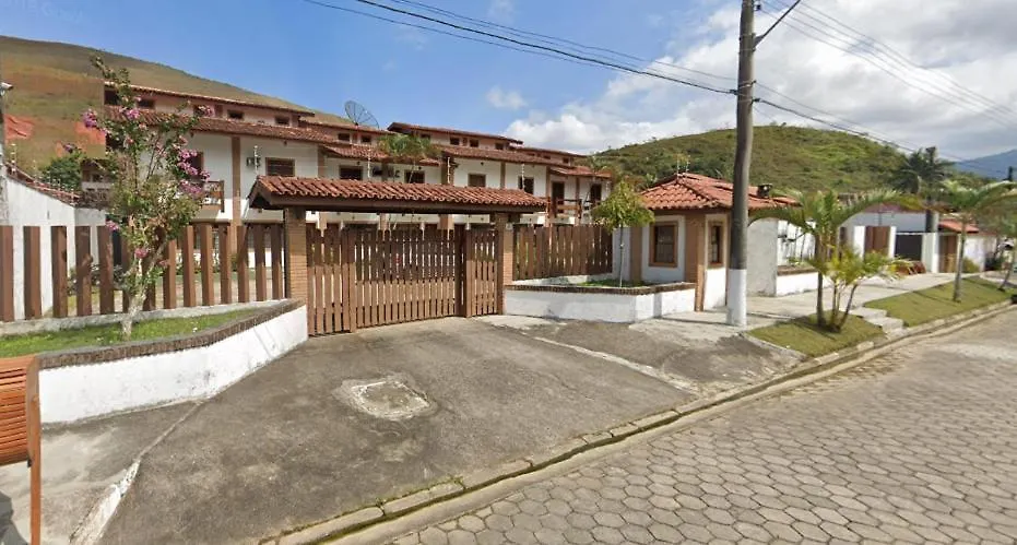 Litoral Norte - Caraguatatuba - Sobrado Condomínio Fechado